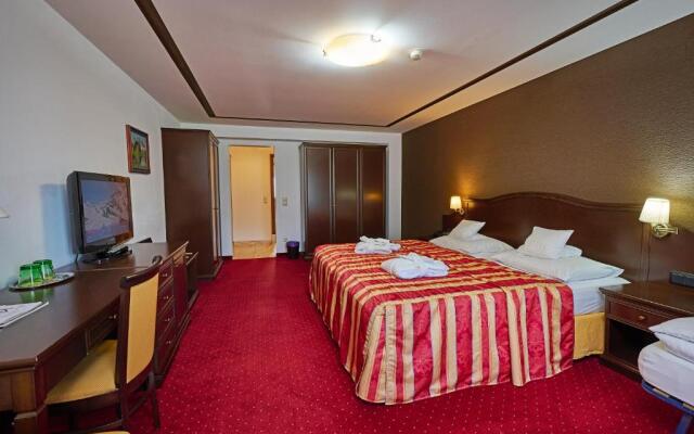 Hotel Zur Burg