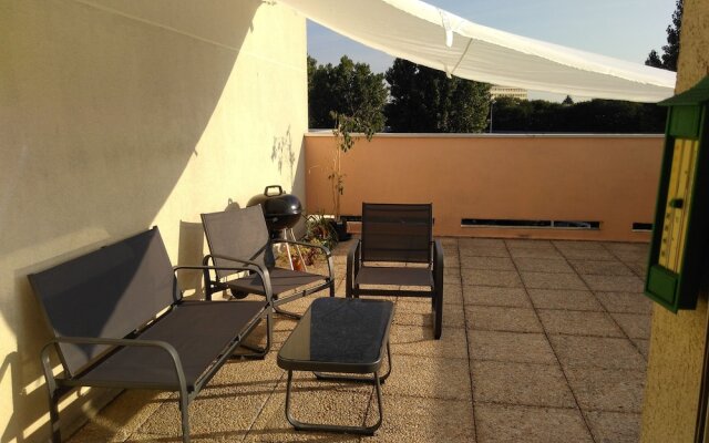 Appartement 2 pièces avec Grande Terrasse