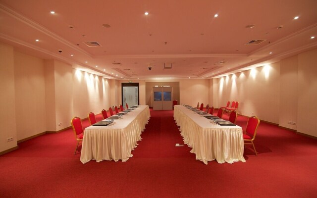 Hala Hotel & Aqua Park
