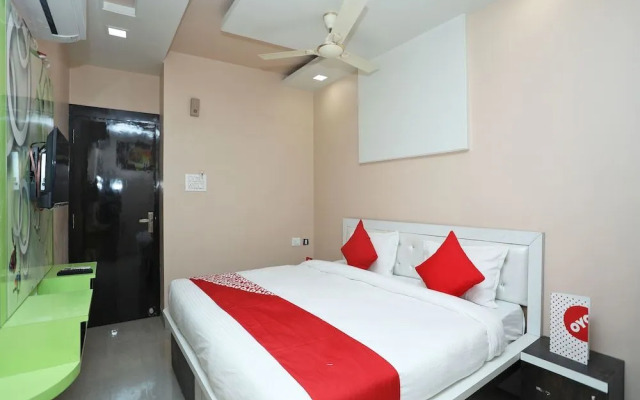 OYO 13822 Kolar Hotel