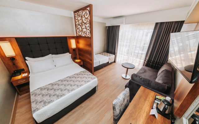 Grand Ideal Premium