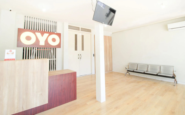 OYO 168 K-15 Residence