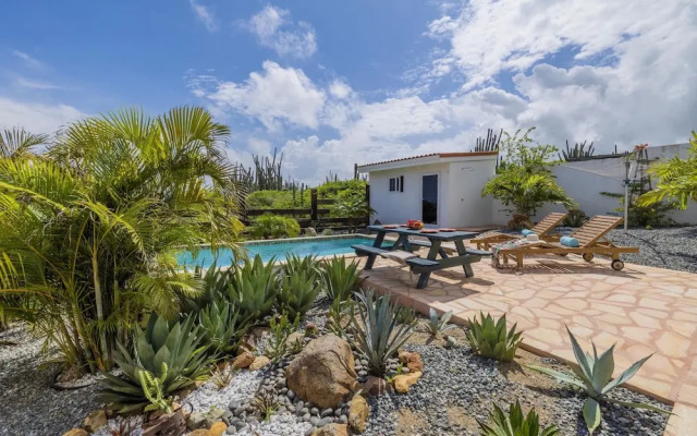 Breezy Cozy Retreat Arikok National Park Pool