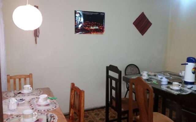 Casa Residencial M.A.Y.A. Inn B&B