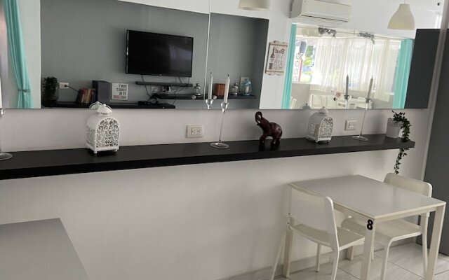 Master Glass Siute