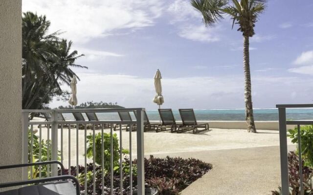Moana Sands Lagoon Resort - Adults Only