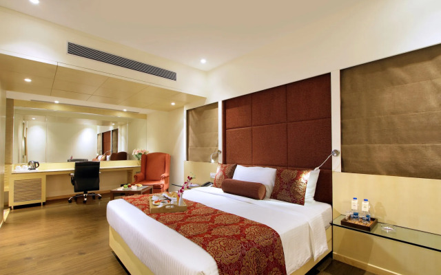 Hotel Express Towers