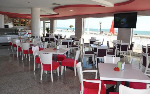 Suites Hotel Omeya