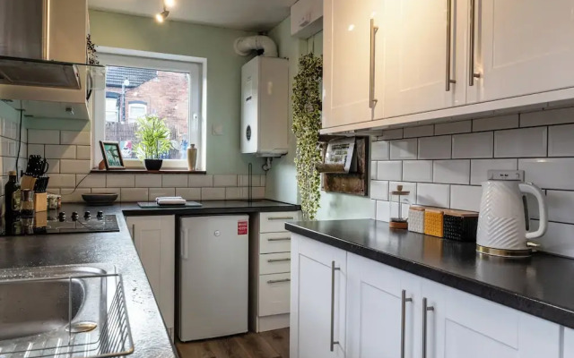 Lowell Street - Cosy 2 BD in Worcester