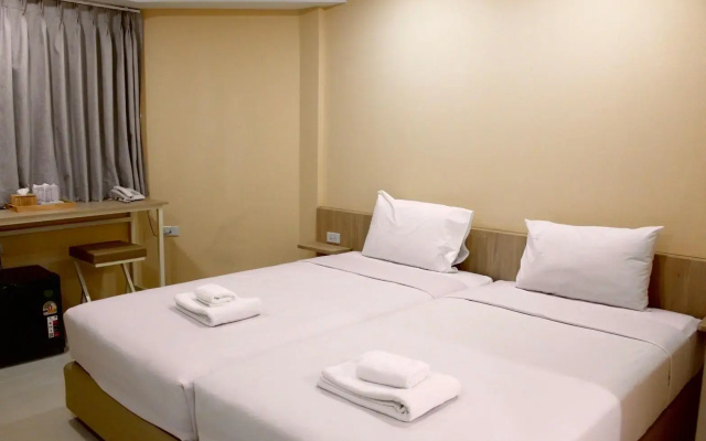 Bangsaen Villa Hotel