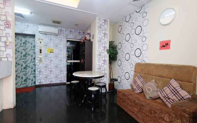 OYO 1105 Hotel 75