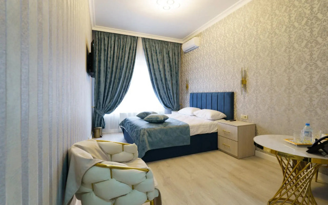 Lazy land hotel
