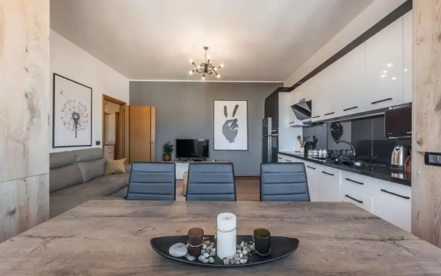 The Peace-up Apartment