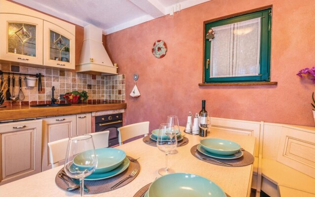 Amazing Home in Malinska With Wifi and 2 Bedrooms