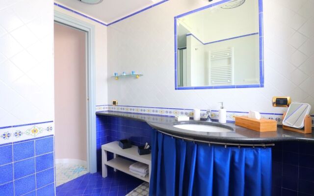 Alpa Suite