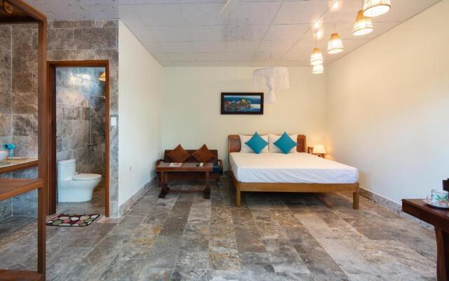 Hidden Beach Bungalow Sea View