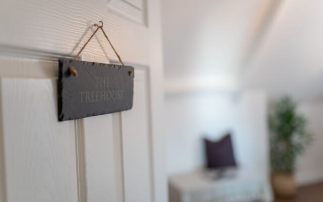 Phnix Central Luxury Accommodation