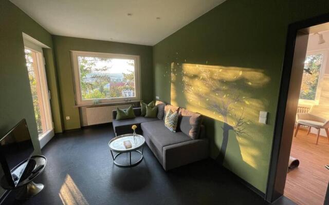 Modernes Apartment mit Ausblick stadtnah