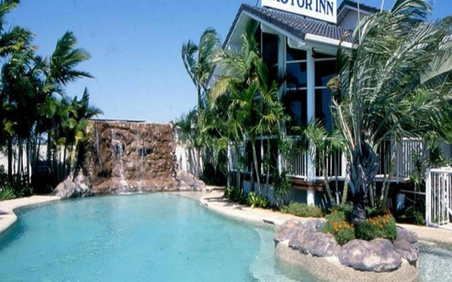 Runaway Bay Motor Inn