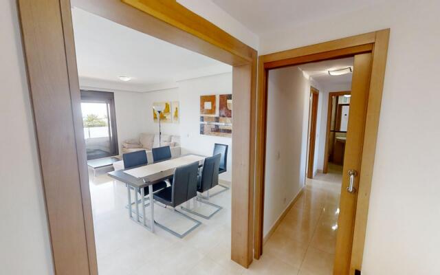 29736 - Beachside Apartment