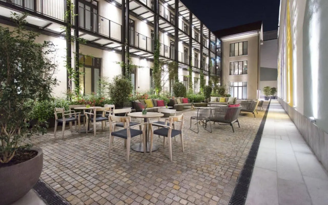 Savona 18 Suites