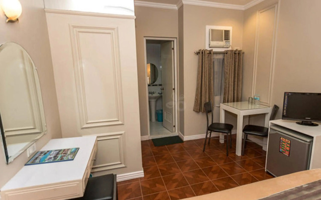 Urban Travellers Hotel