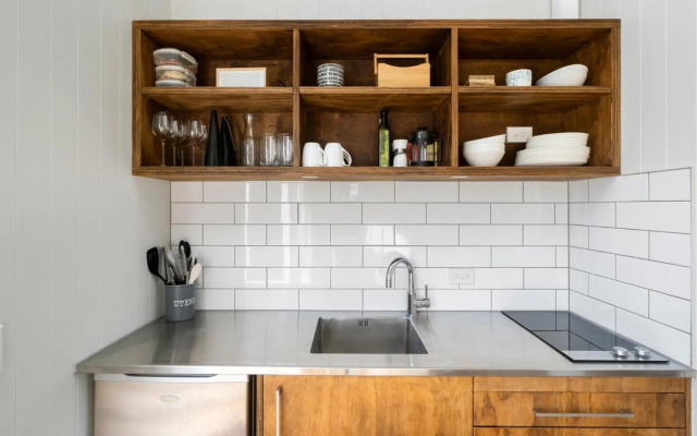 Te Whare Hipi - Martinborough Holiday Home