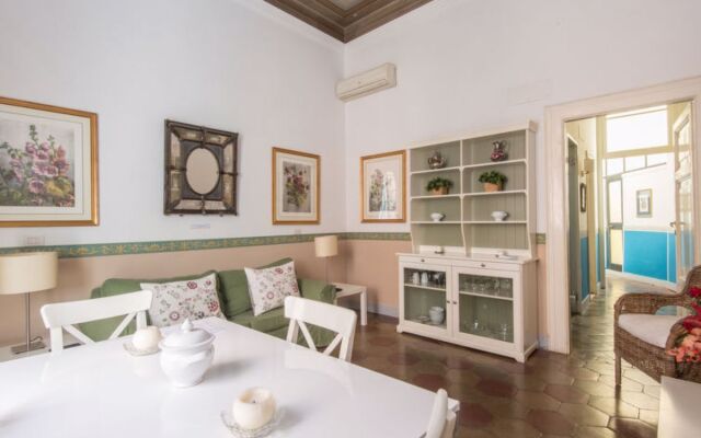 Apartment Ara Pacis Rome: Historical City Center