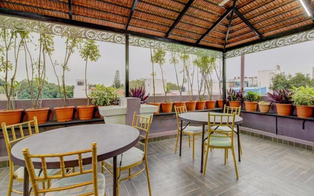 Treebo Trend Saffron Suites