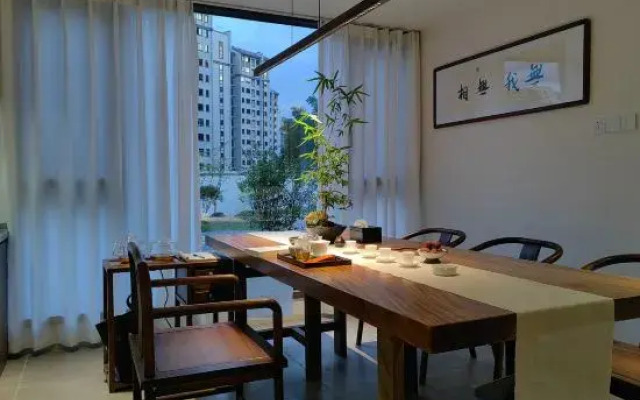 Taining Extraordinary Companion Mountain Residence