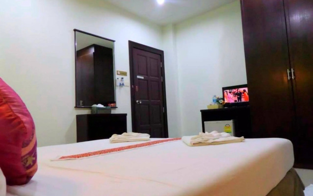Thana Patong Guesthouse