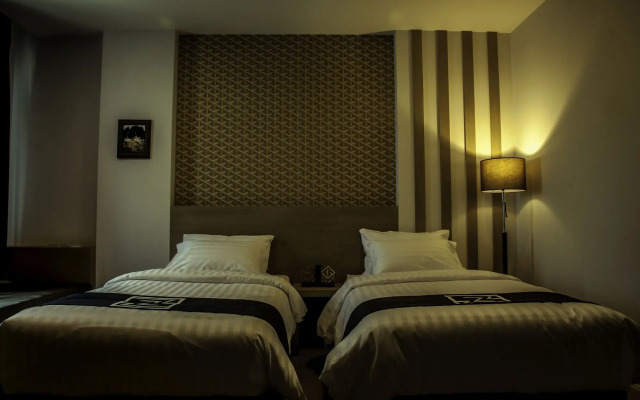 Triple Z Hotel