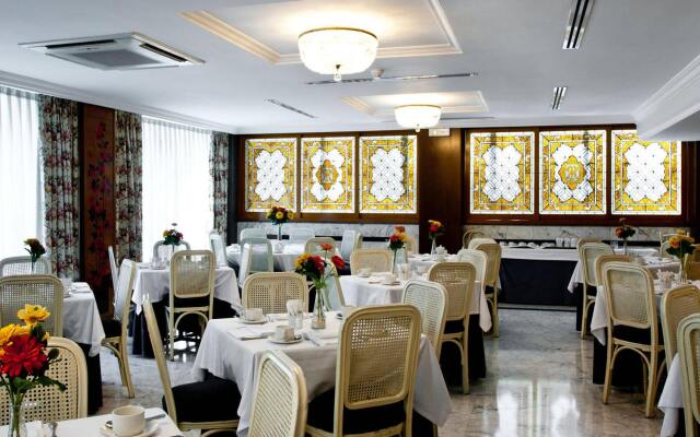 Hotel Inglaterra Sevilla