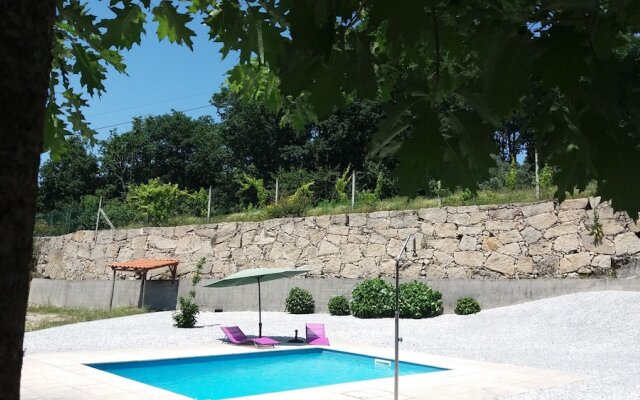 Casa das Eirinhas by Rental4all