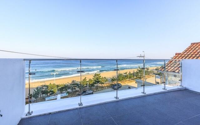 Beach Pension Yangyang