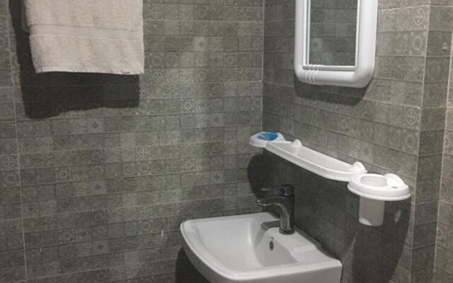 Remarkable Diamond Apartment Dha Defense Karachi