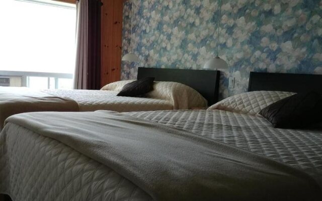 Hotel La Roche Pleureuse