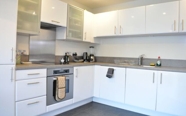 Brilliant Central Bright 1 Bed Apt in Shoreditch