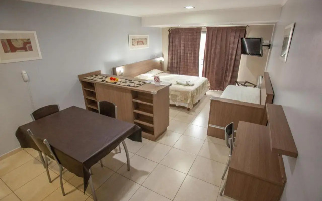 Apart Hotel Rivadavia 815