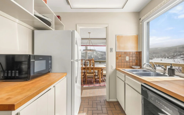 Oak Ridge Retreat by Snowmass Vacations