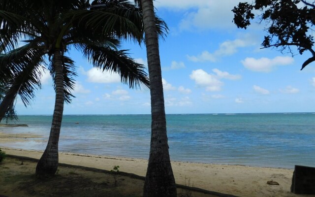 Namolevu Beach Bures