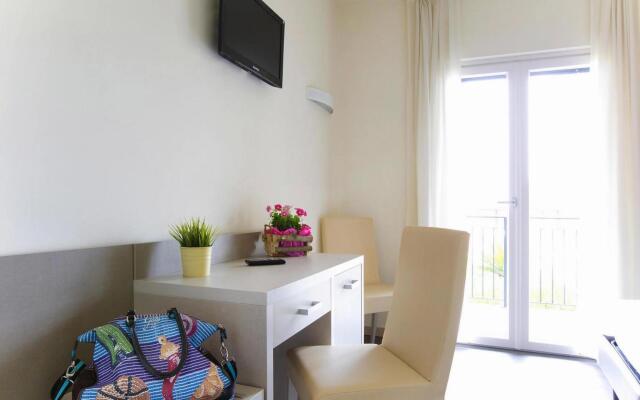 Apartment in Manerba with barbecue