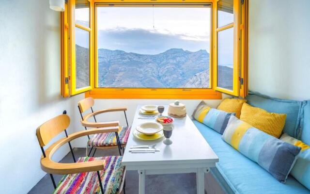 Serifos 1890 cliff house