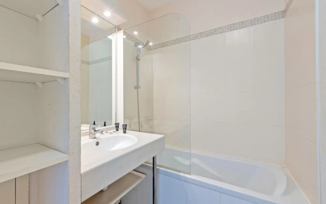 Sea-view Family Apartment