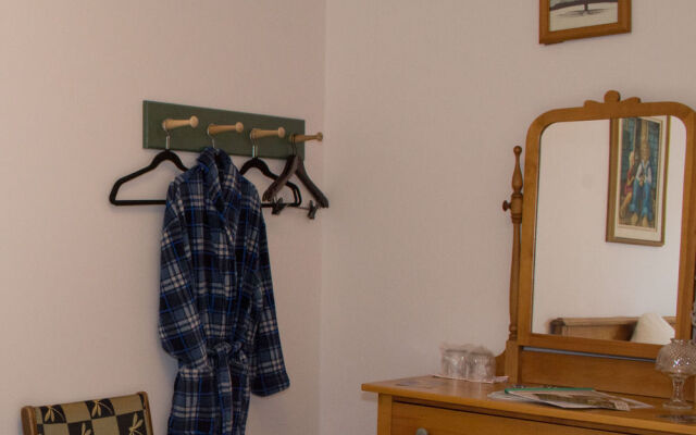 The Garden Bee Bed & Breakfast