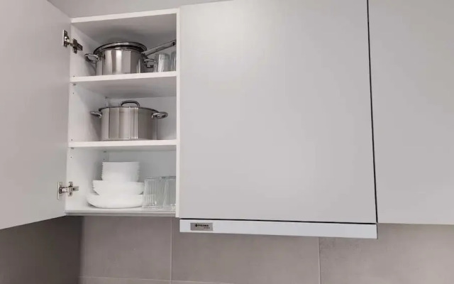 Grec Maison Piraeus by GrecCollection