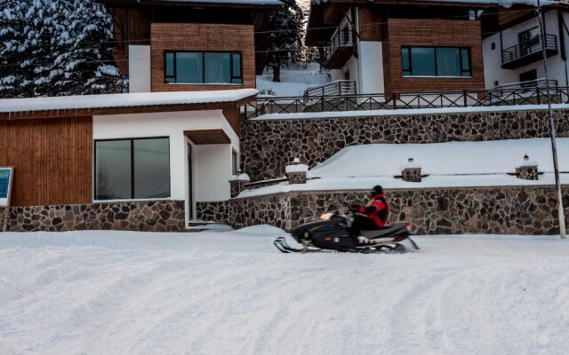 Crystal Hill Villas
