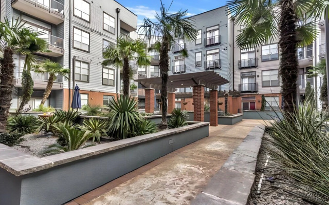 CozySuites at Deep Ellum Dallas