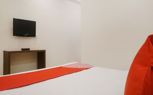 OYO 16354 Hotel Sai Srushti