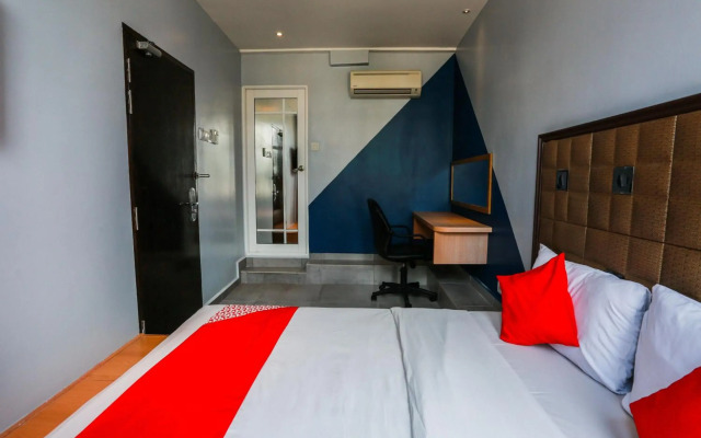 OYO 90894 Hotel Smc I-city